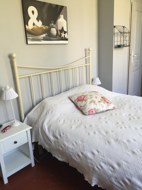 Maison D'Hotes La Bastide Bleue *